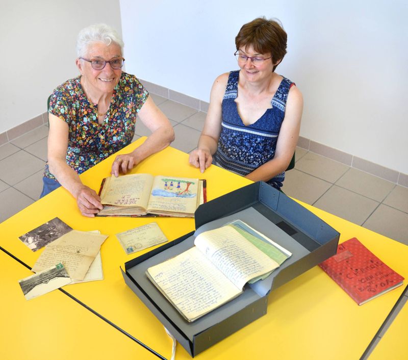 Archives départementales de la Haute-Loire. Anna Philippon oeuvre à sauvegarder et à faire vivre la mémoire de l'institut de Chavaniac-Lafayette. 