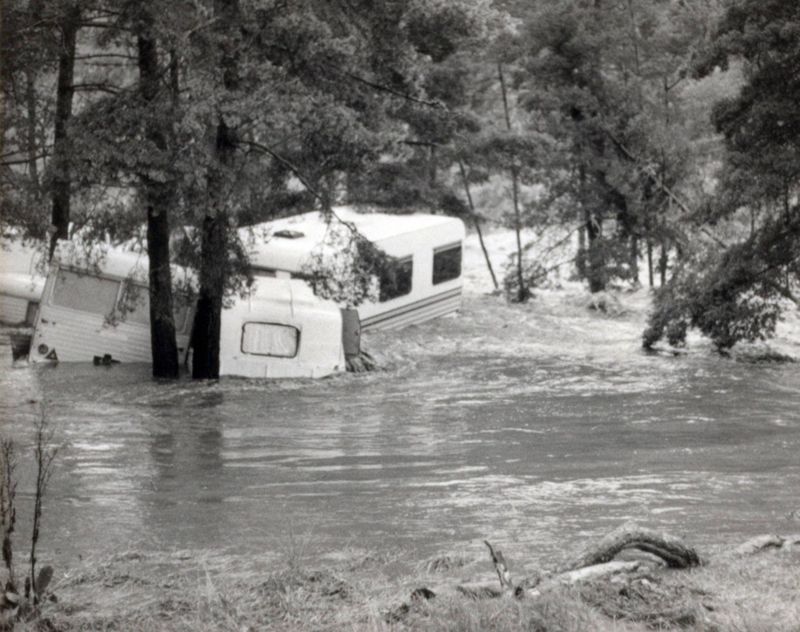 Archives départementales de la Haute-Loire. Crue de la Loire de septembre 1980, fonds de la préfecture (1184 W 114).