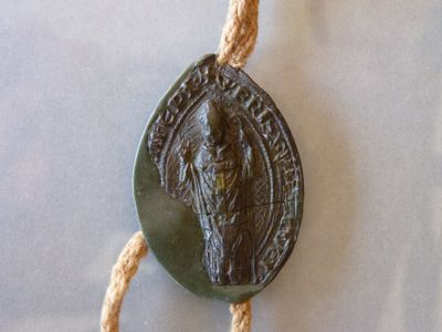 Archives départementales de la Haute-Loire. 1B528-1, sceau de l'évêque du Puy.