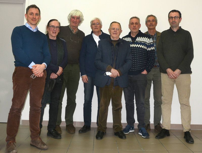		Archives départementales de la Haute-Loire. Cahiers de la Haute-Loire, comité de lecture, mars 2022 .