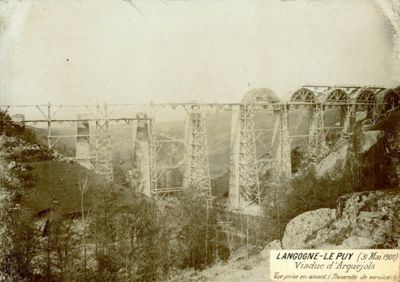 Archives départementales de la Haute-Loire. Construction de la ligne ferroviaire Le Puy-Langogne (34 Fi).