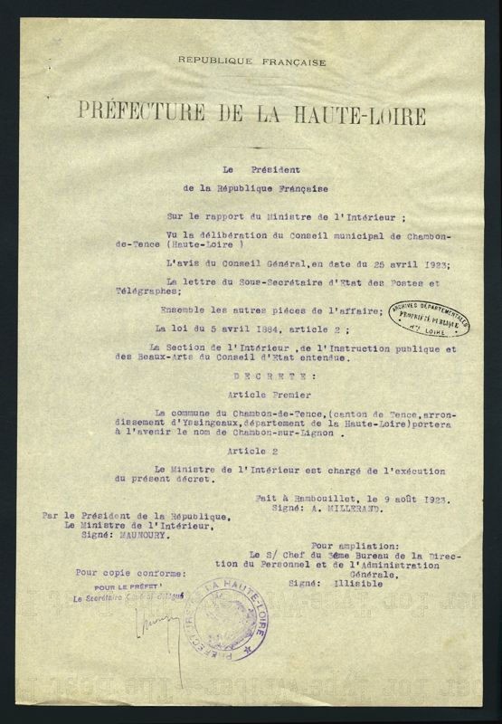 Décret de la Préfecture de Haute-Loire du 9 août 1923, modifiant le nom de la commune du Chambon-de-Tence qui devient Chambon-sur-Lignon (Arch. dép. Haute-Loire, 51 O 1).